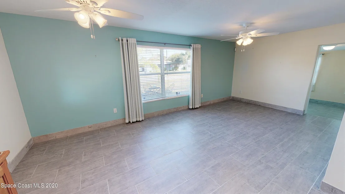 Photo of 1084 Cable Lane NE