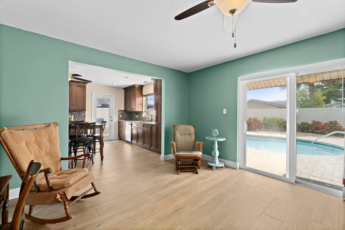 Photo of 969 Bayberry Lane