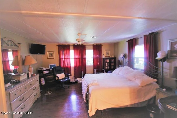 Photo of 521 Marnie Circle