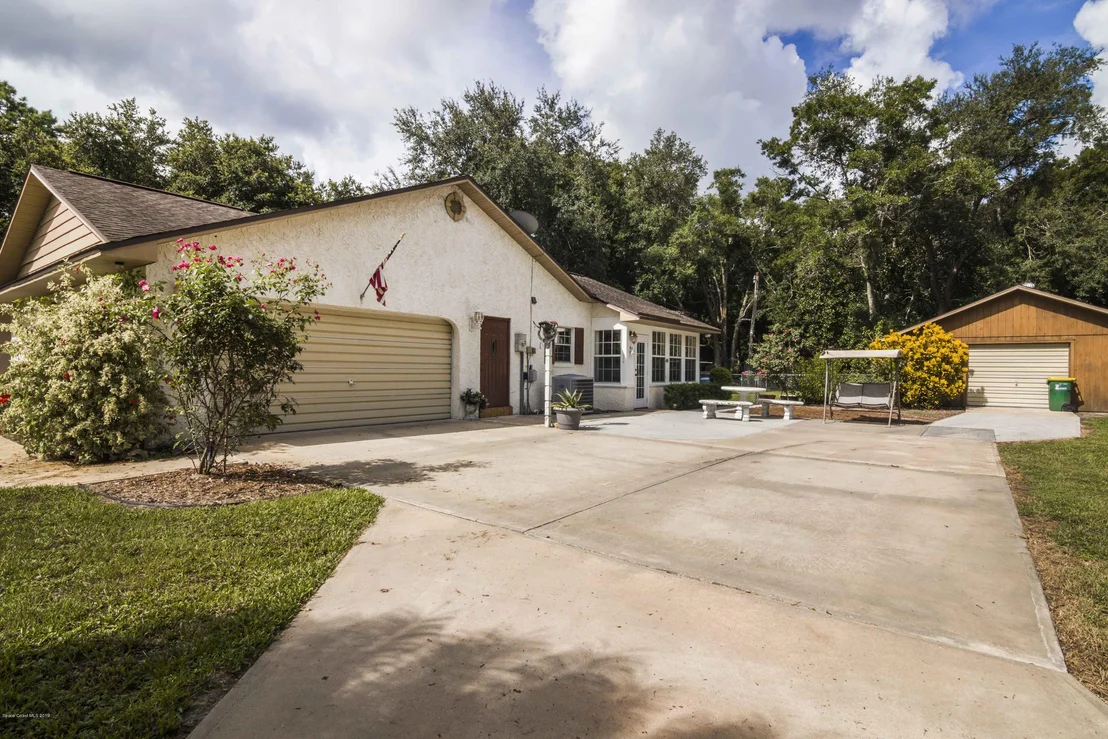Photo of 6080 Seminole Street