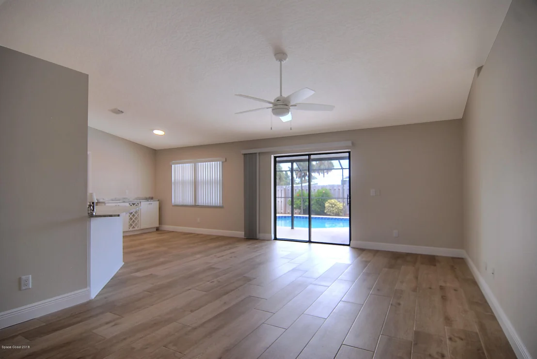 Photo of 170 Cinnamon Drive