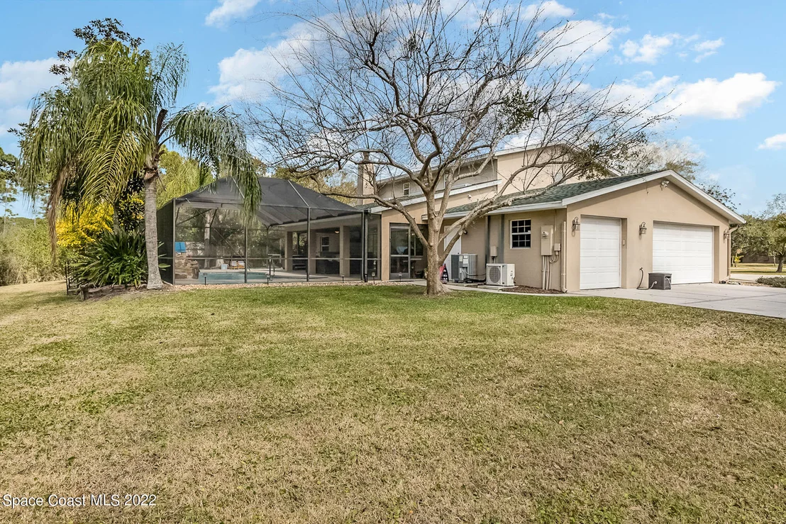 Photo of 5085 Timber Lane Drive