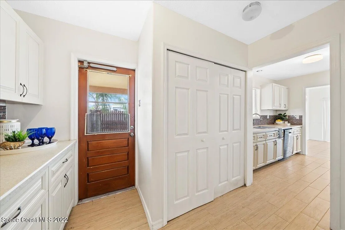Photo of 752 Bianca Drive NE