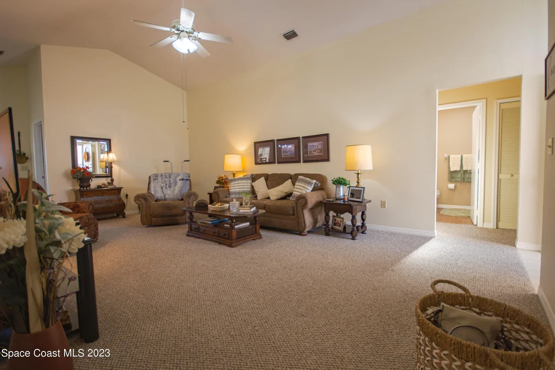 Photo of 1058 S Fork Circle