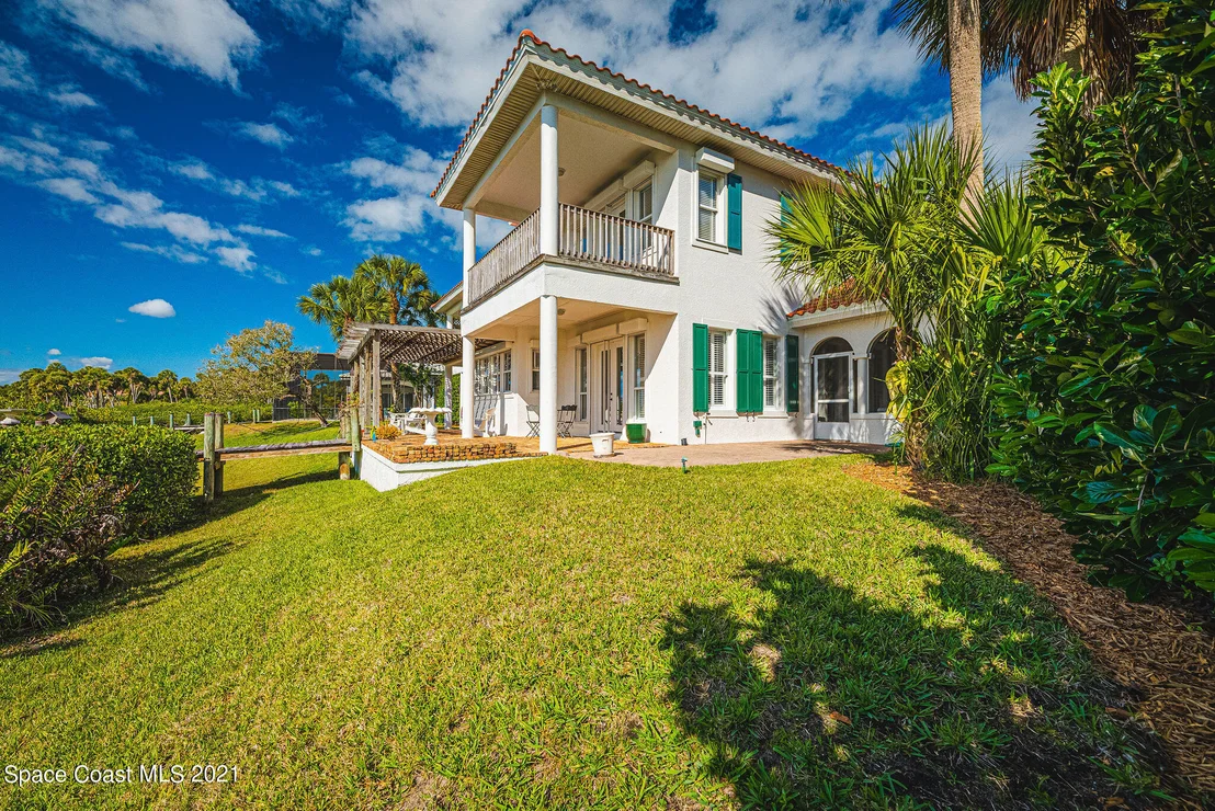 Photo of 176 Bayshore Drive