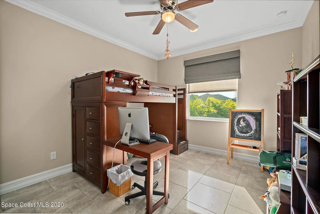 Photo of 7684 Poulicny Lane