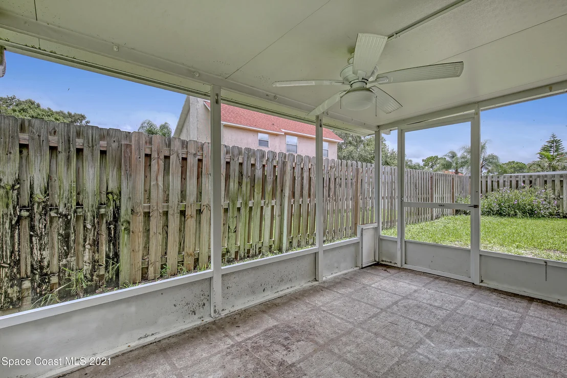 Photo of 1004 Kingfisher Way