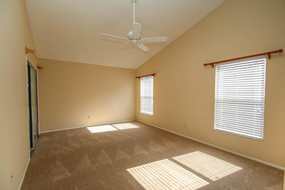 Photo of 5251 Sanbourne Street