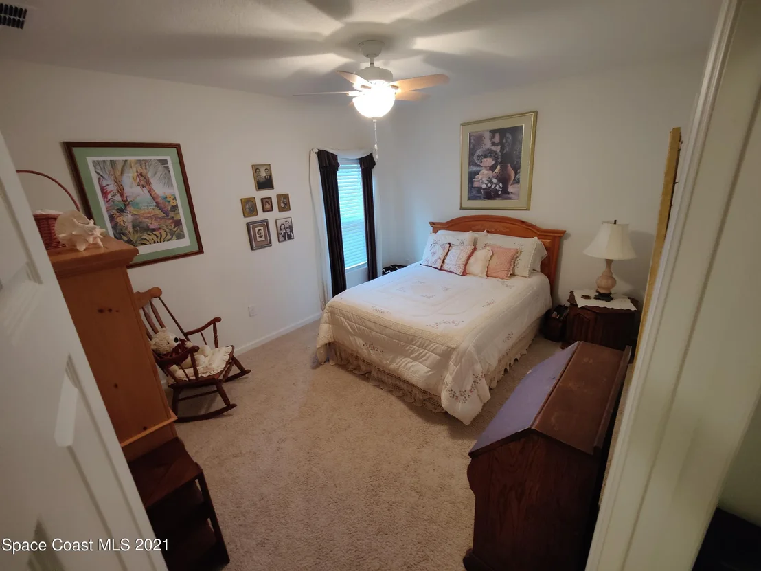 Photo of 571 Trymore Drive SE