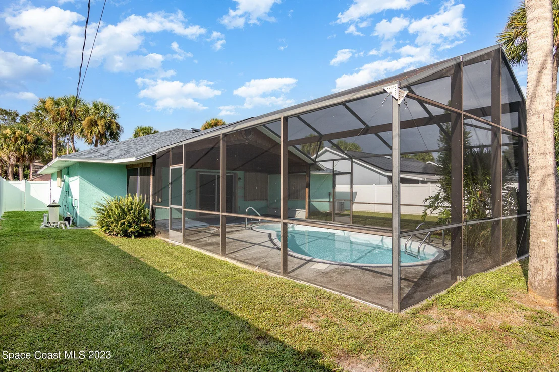 Photo of 1709 Palm Ridge Road