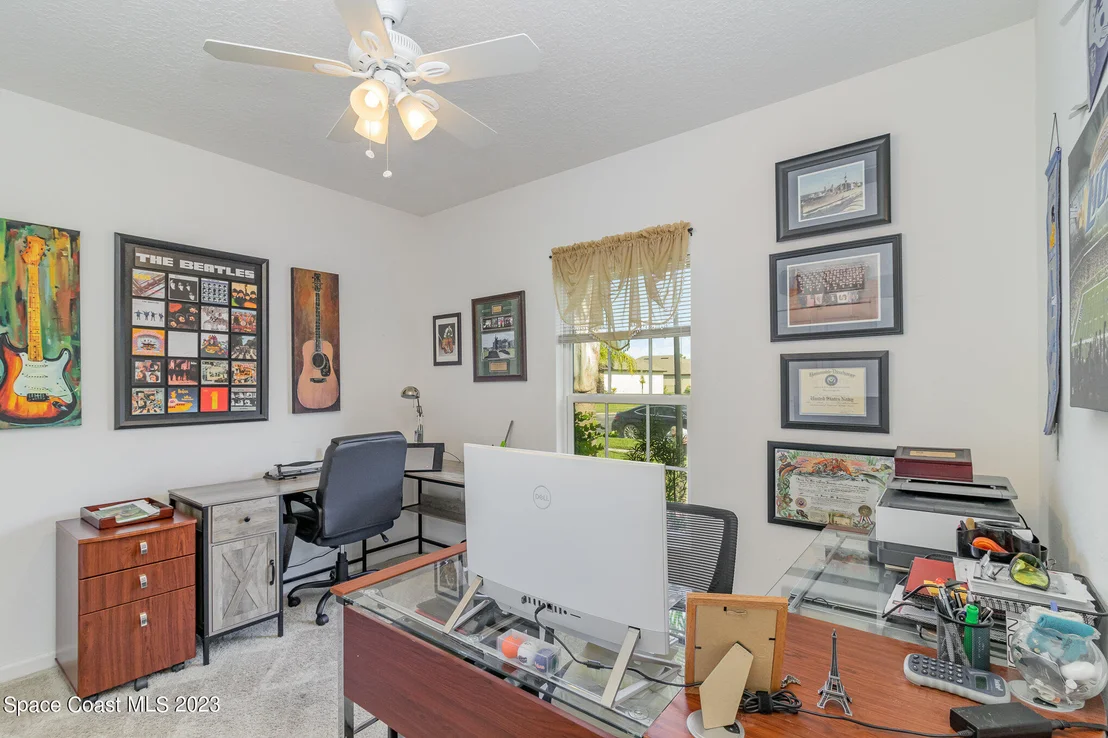 Photo of 1208 Dillard Drive SE