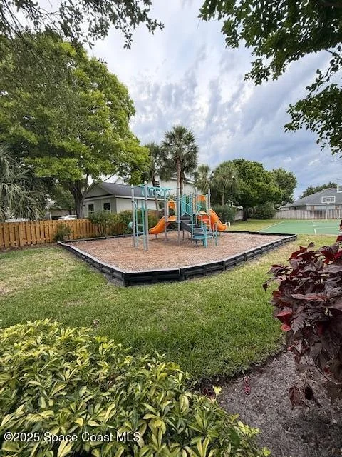 Photo of 5863 Newbury Circle