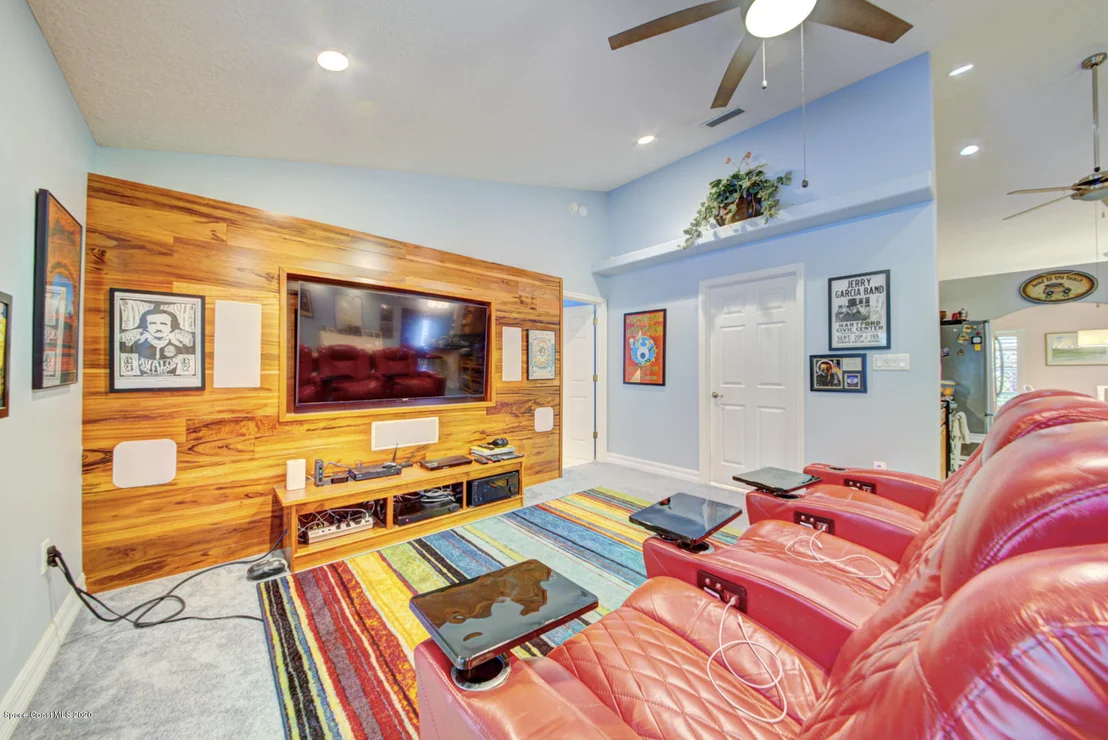 Photo of 4526 Wellington Lane