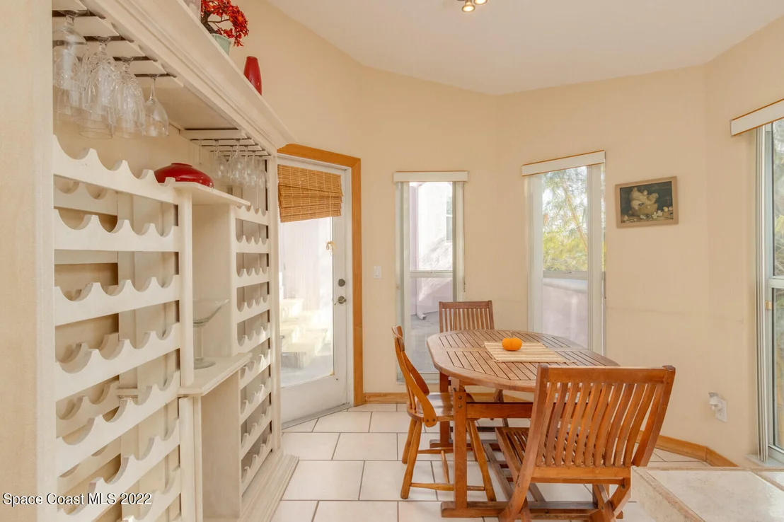 Photo of 536 Sunset Boulevard