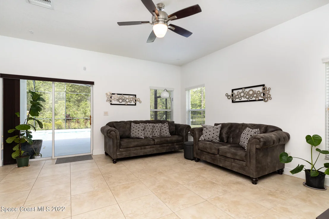 Photo of 1241 Crane Crest Way