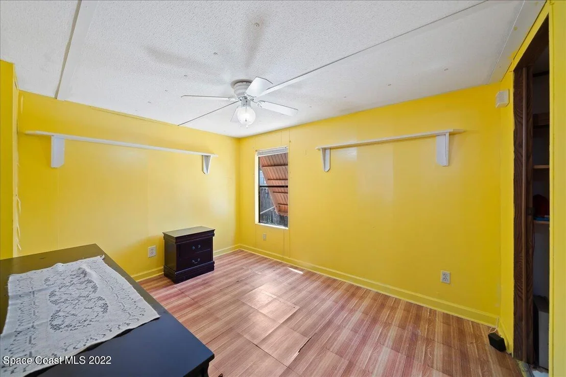 Photo of 6850 Columbine Drive