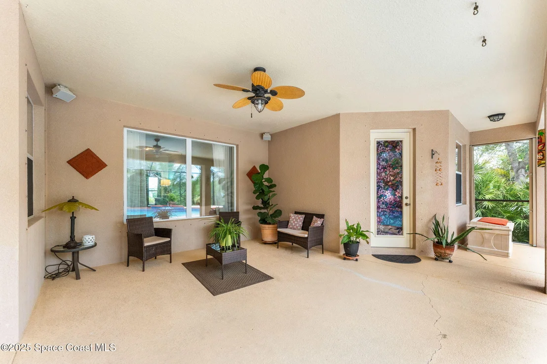 Photo of 4443 Long Lake Road