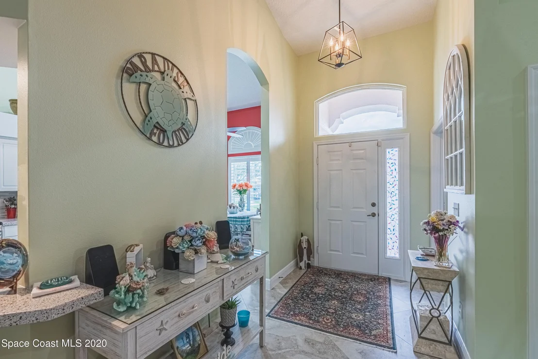 Photo of 338 Renaissance Avenue