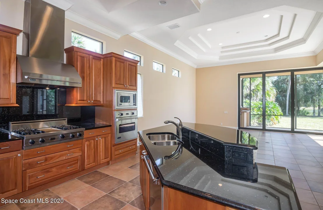 Photo of 4447 Reseda Way