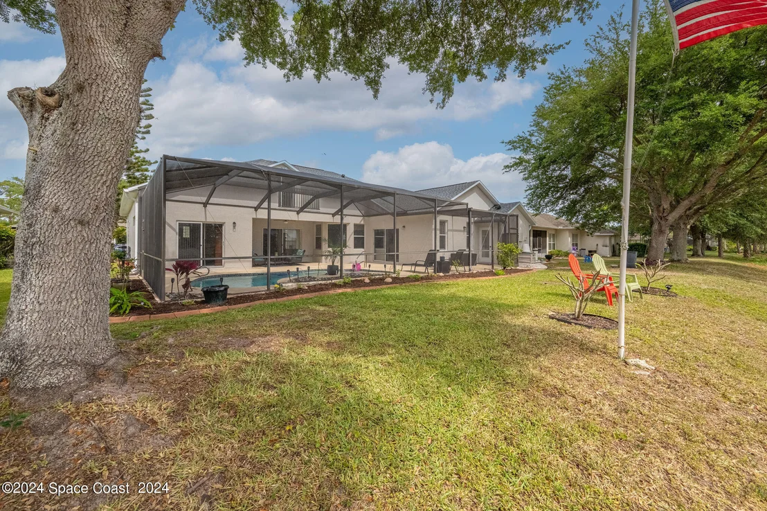 Photo of 1948 Windbrook Drive