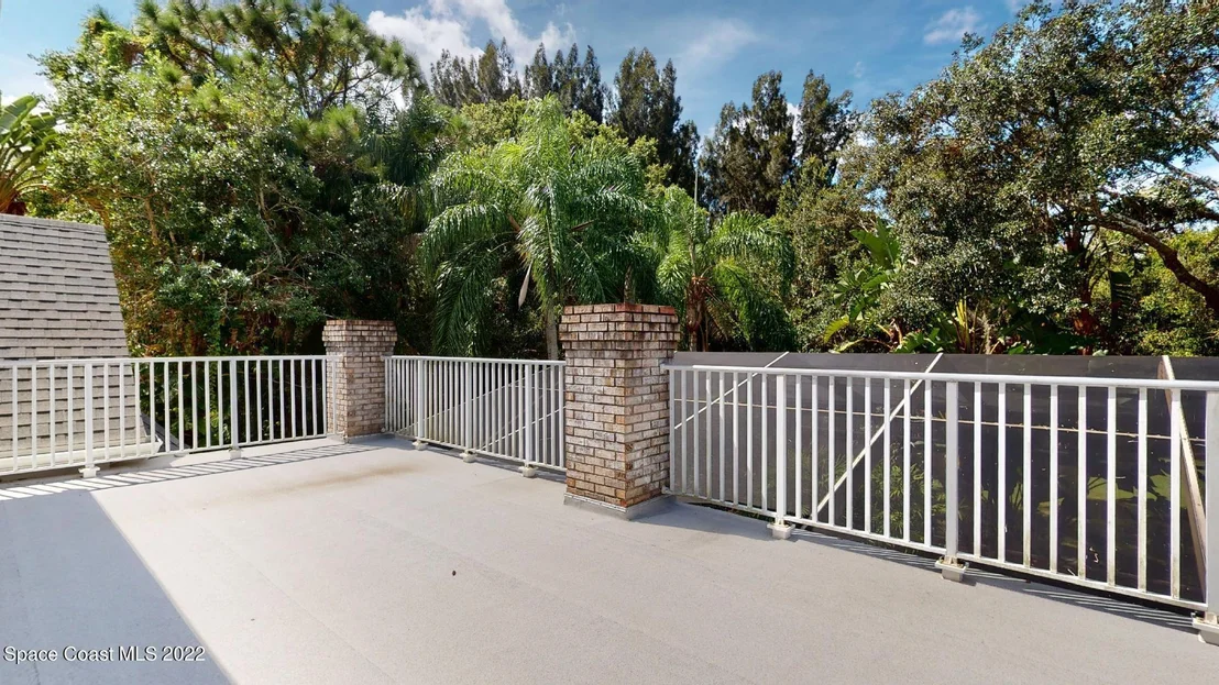 Photo of 3935 Hidden Oaks Lane
