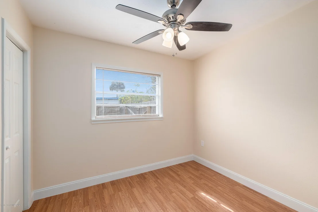 Photo of 1933 Elmwood Drive
