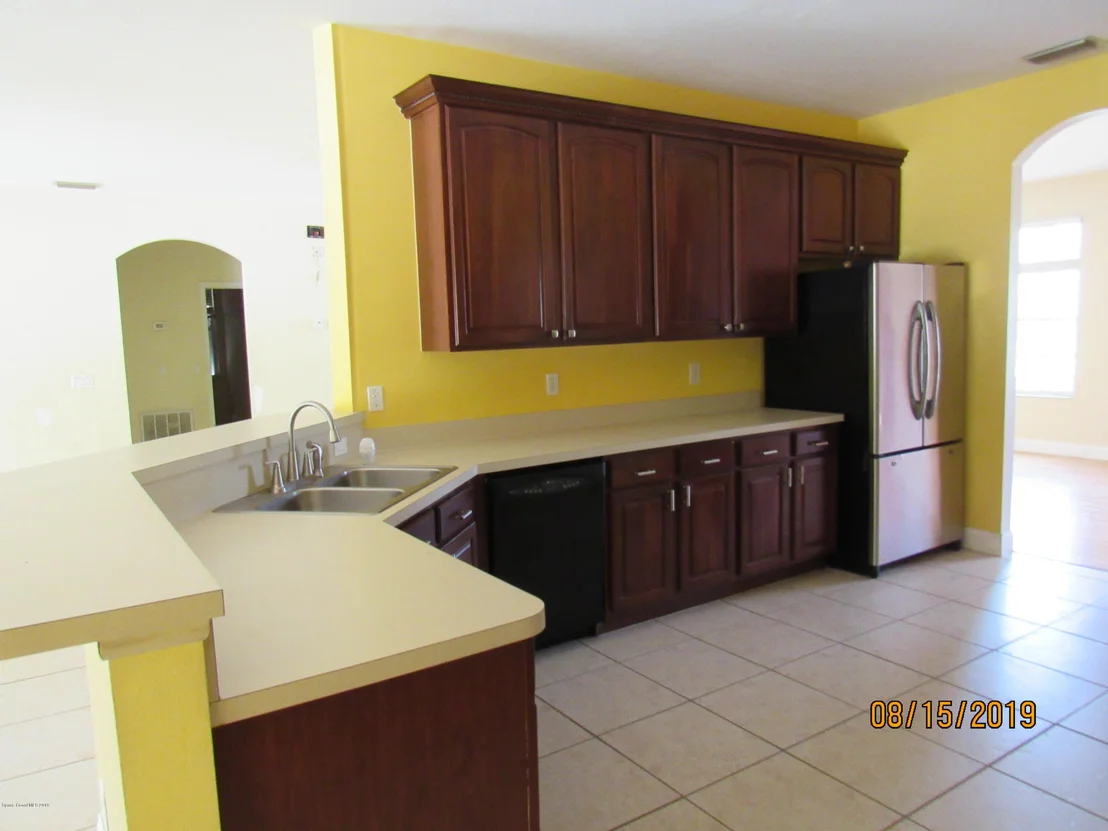 Photo of 4175 Ventana Boulevard