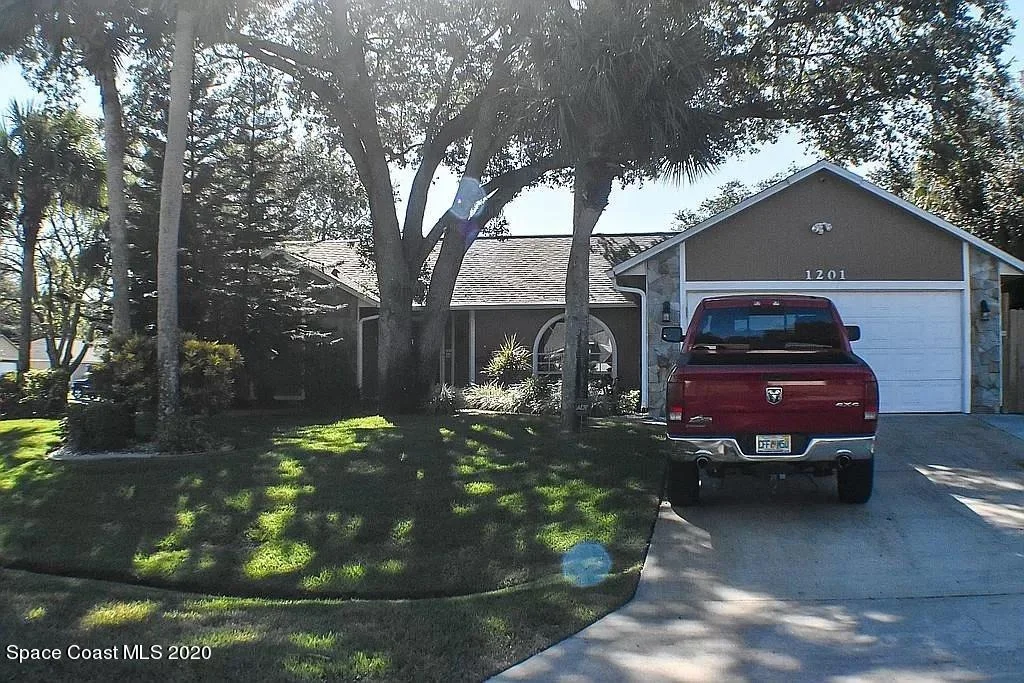 Photo of 1201 Buffing Circle SE