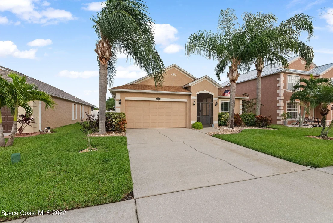 Photo of 344 Sedgewood Circle