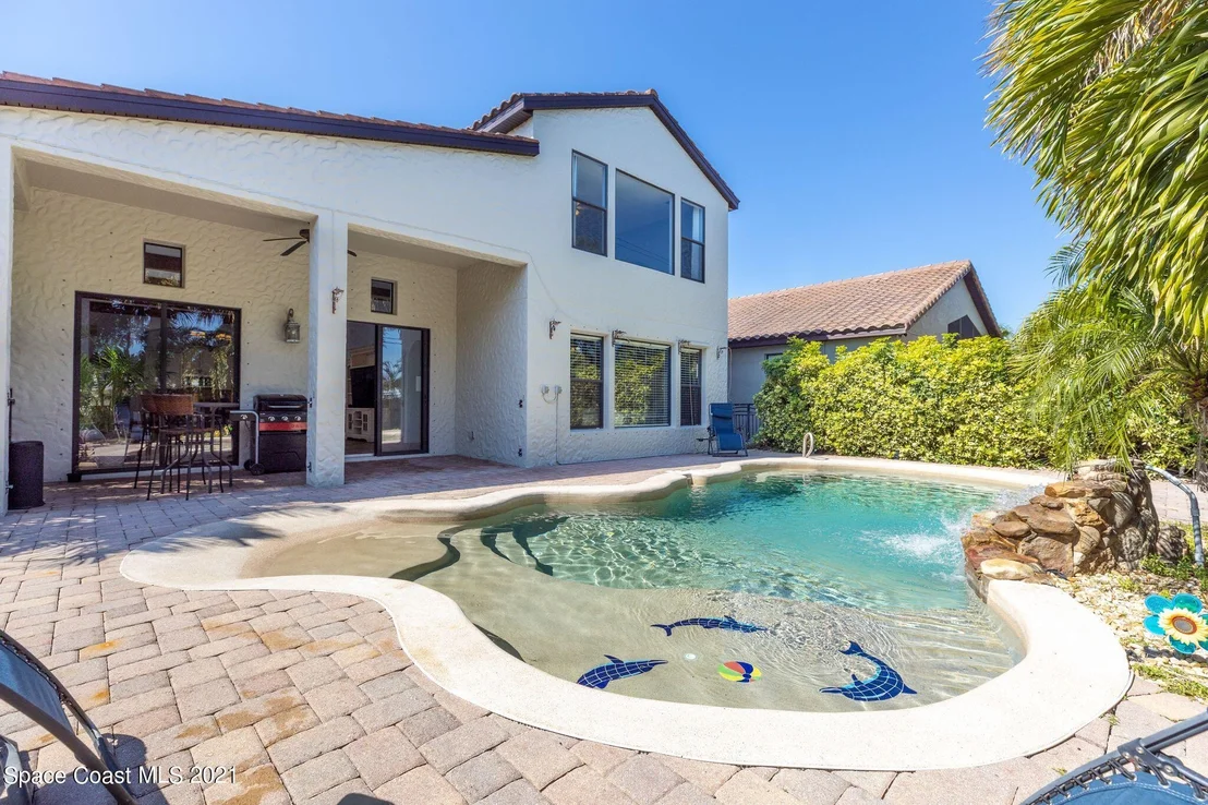 Photo of 354 Point Lobos Drive