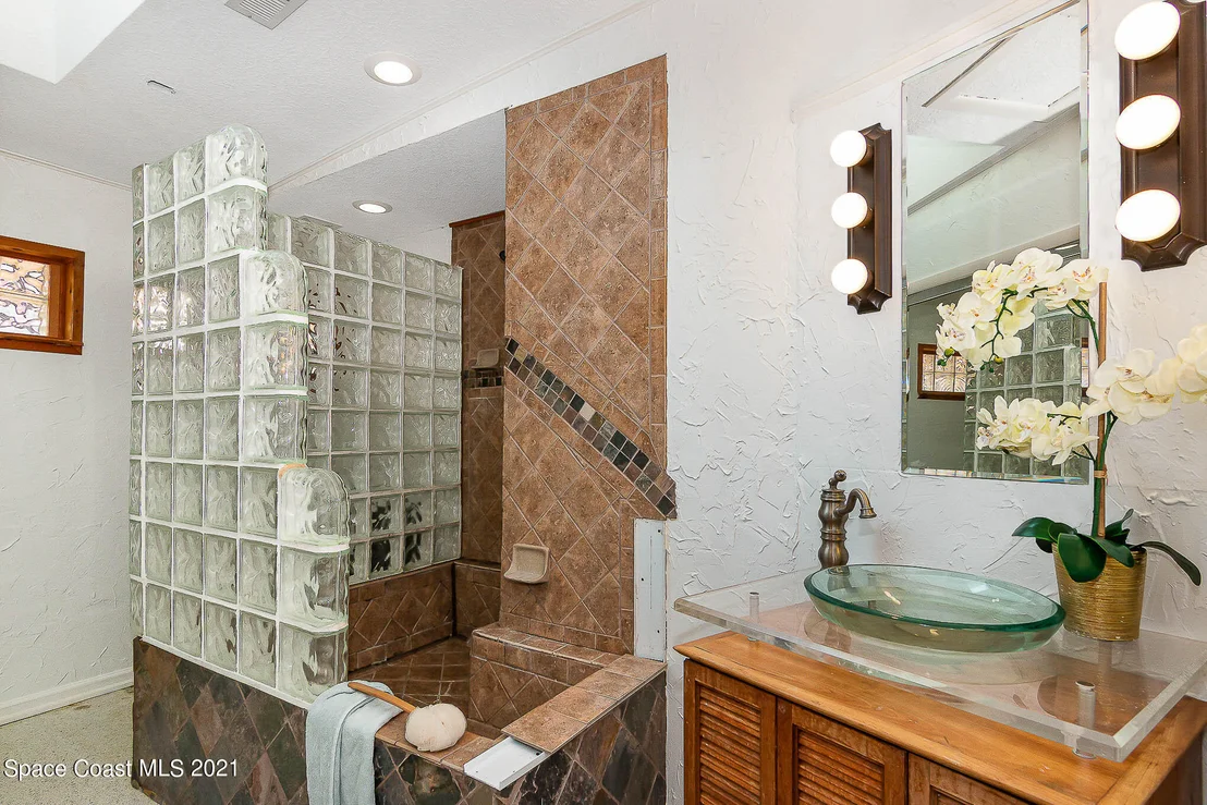 Photo of 265 Jackson Avenue