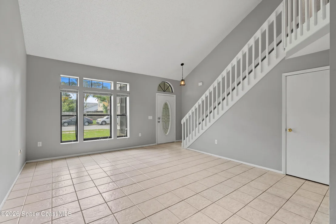 Photo of 1624 Clover Circle