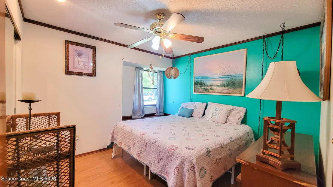 Photo of 2844 Starlight Circle NE