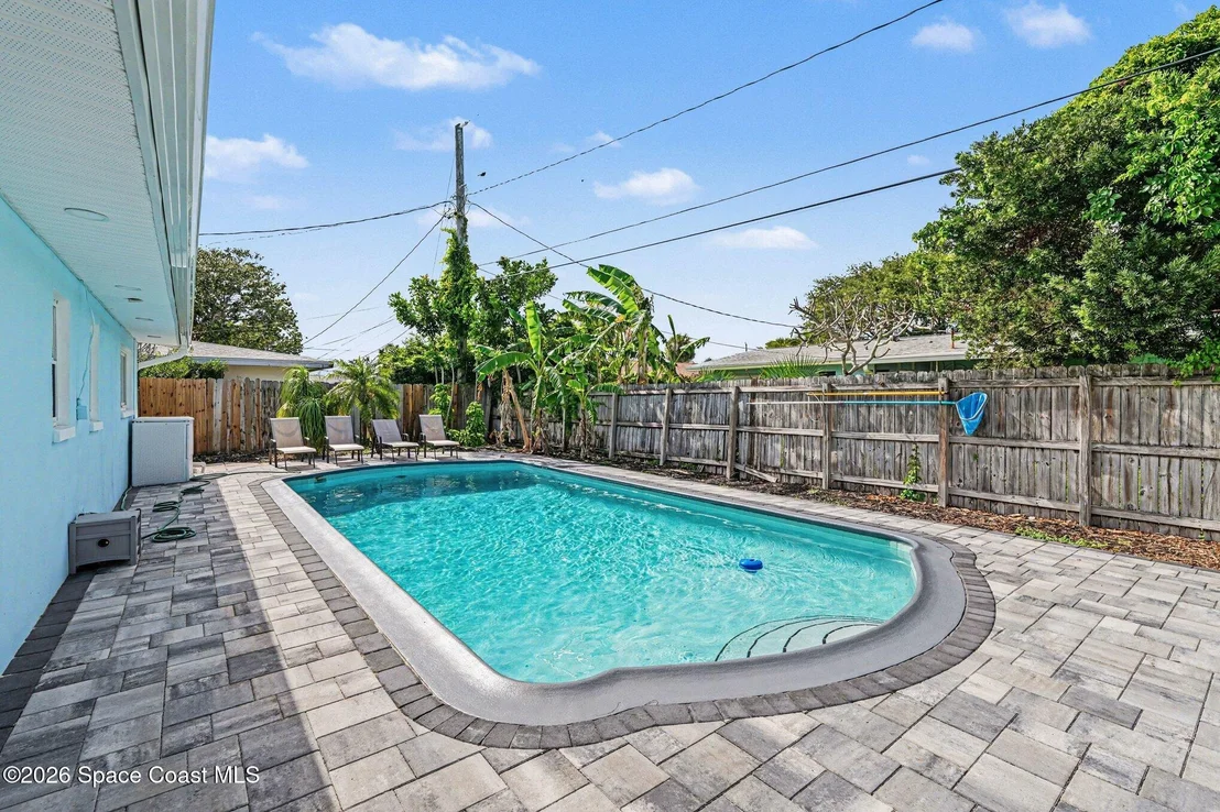 Photo of 375 Cyprus Drive