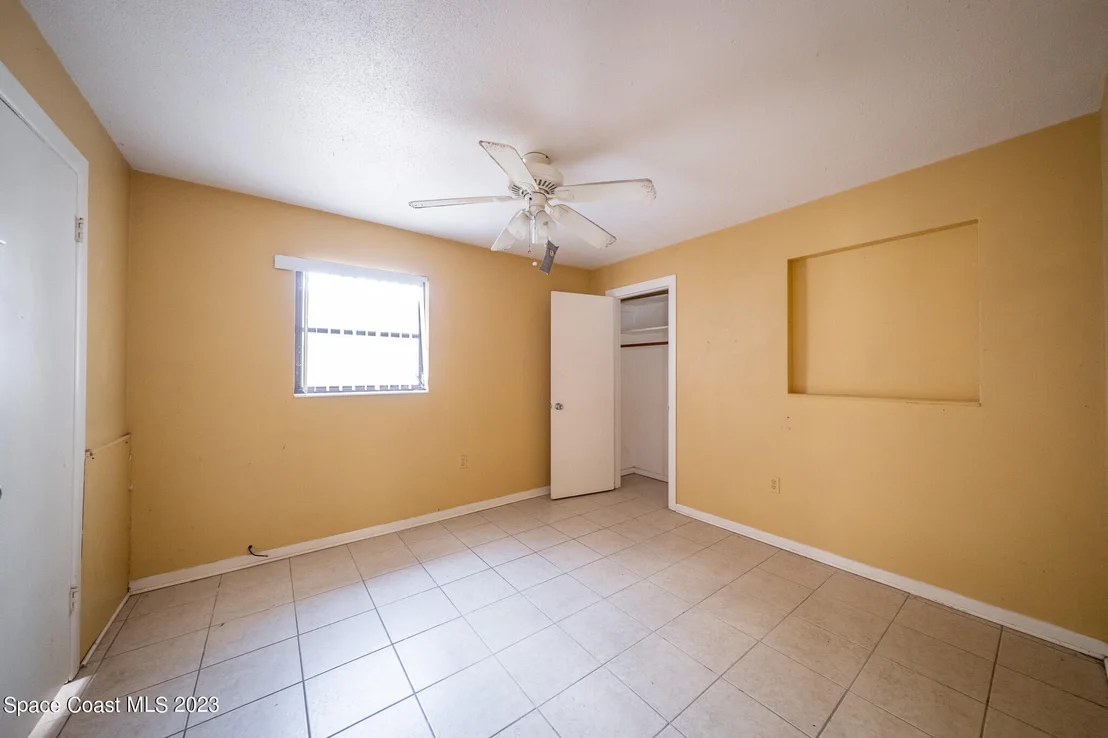 Photo of 1541 Mac Arthur Lane