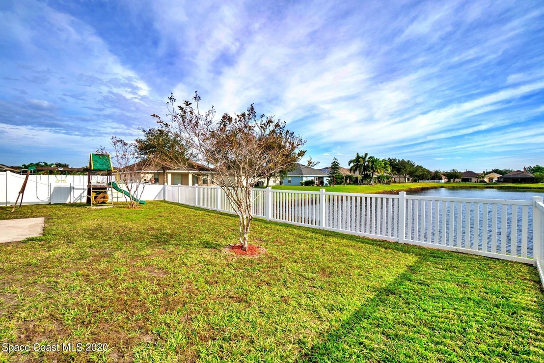 Photo of 3291 Merrick Avenue