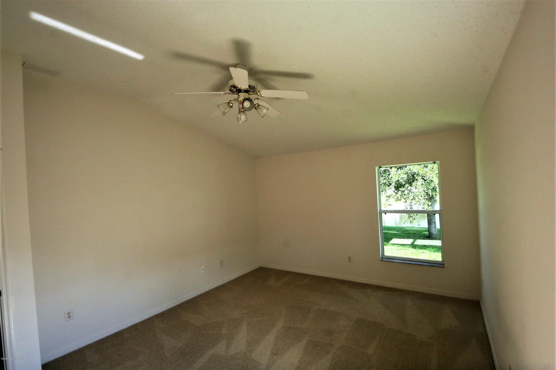 Photo of 1433 Hemingway Boulevard