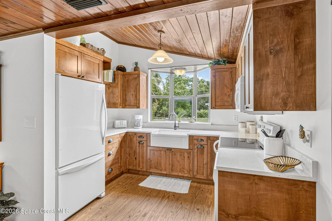 Photo of 2165 Feast Road