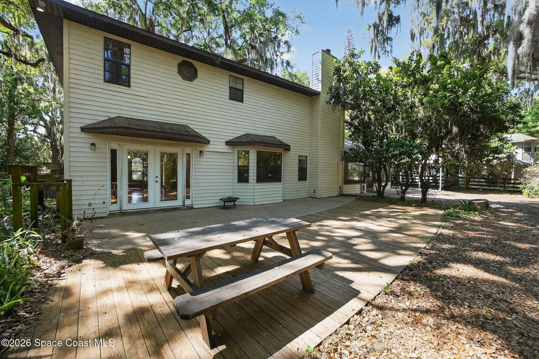 Photo of 3380 Lionel Road
