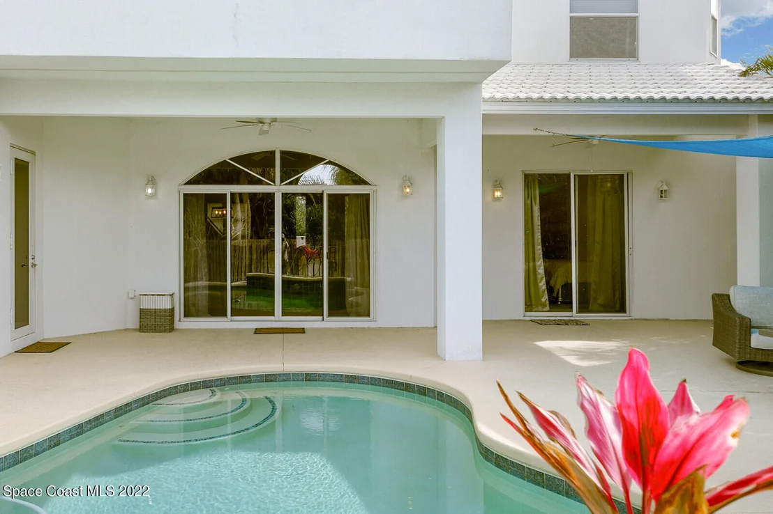Photo of 218 Waterside Drive