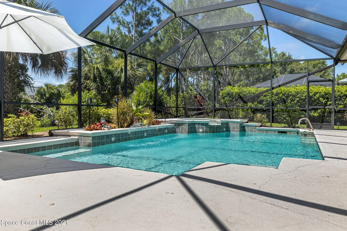 Photo of 170 Ridgemont Circle SE