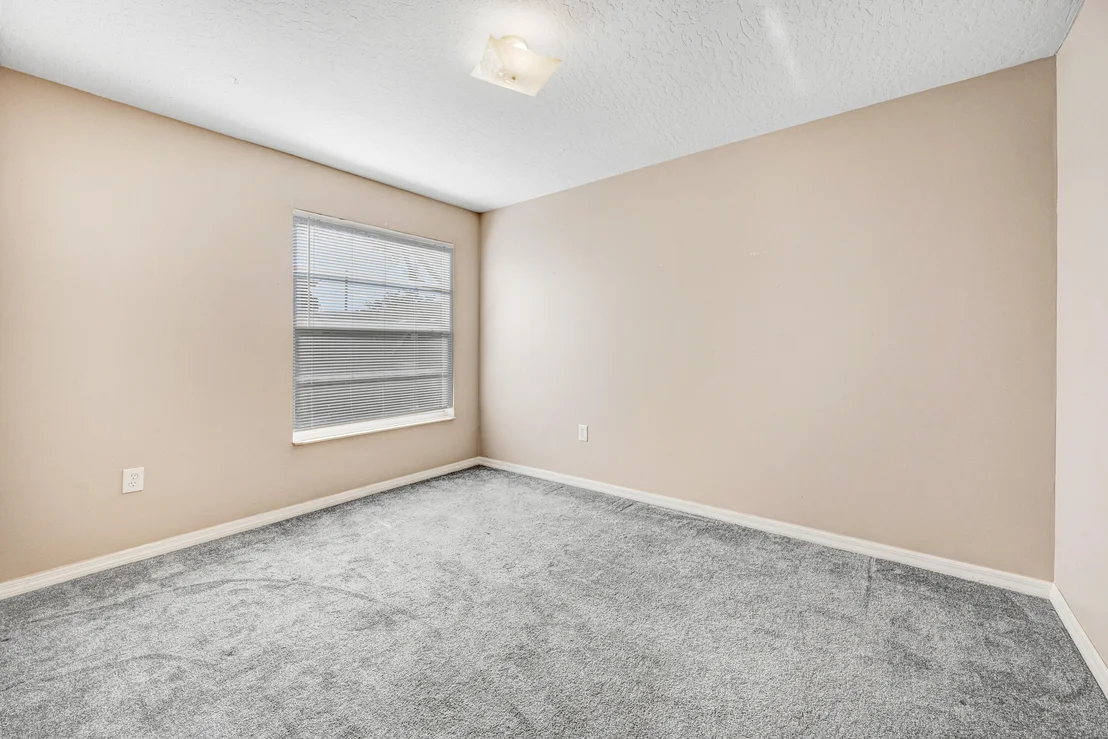 Photo of 5947 Cardiff Avenue