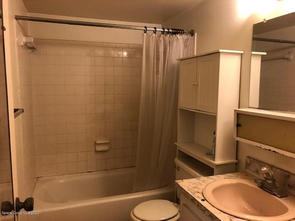 Photo of Unit B4 at 2500 Eagle Drive