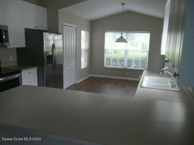 Photo of 7208 Broderick Drive