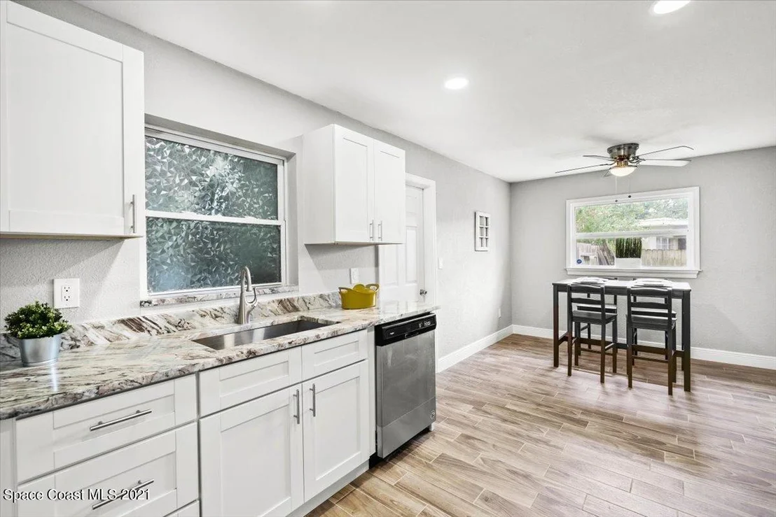 Photo of 900 Temple Drive
