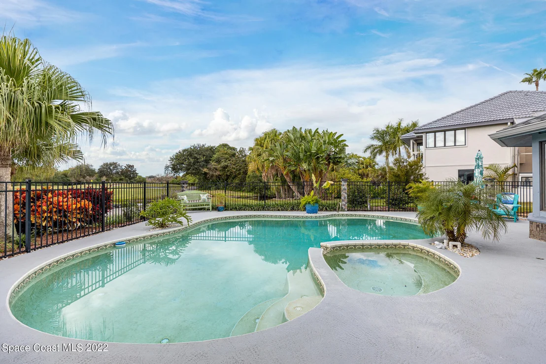 Photo of 810 Kerry Downs Circle