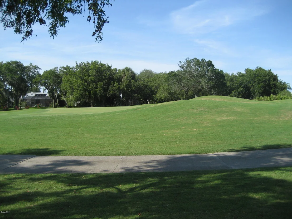 Photo of 900 Wimbledon Drive
