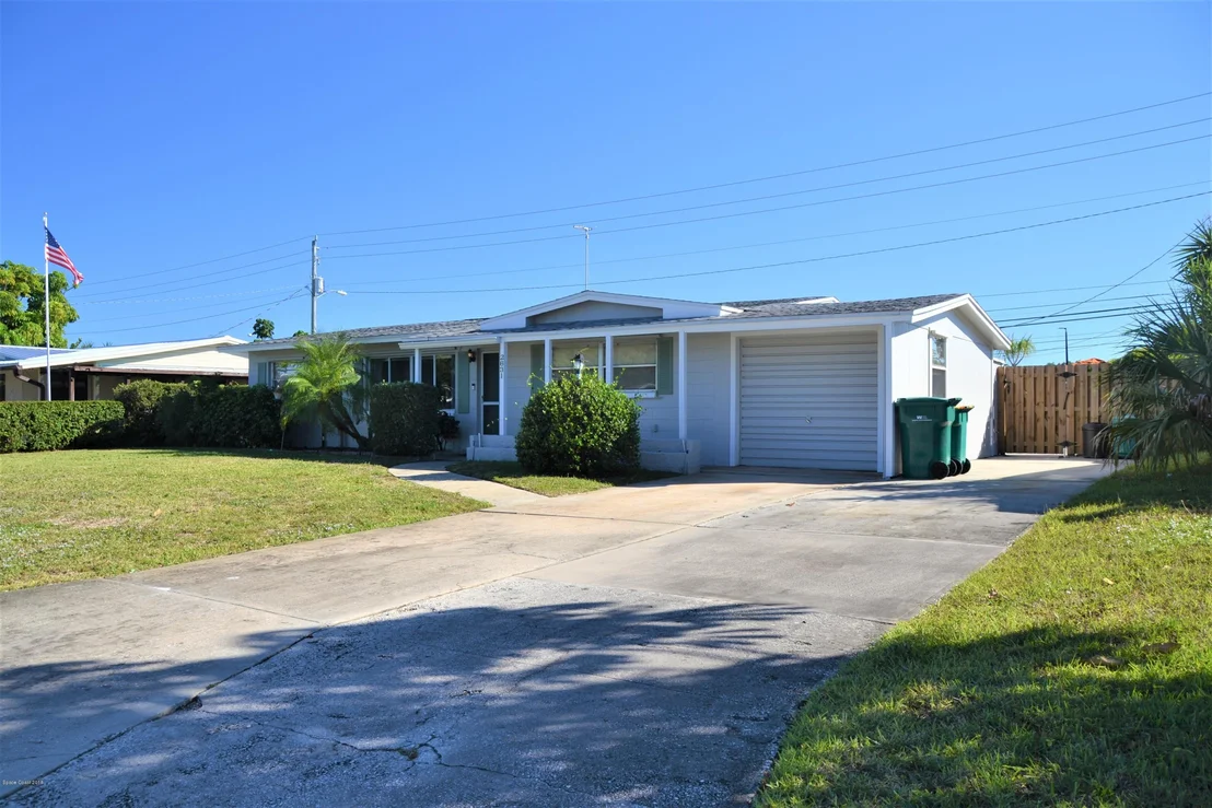 Photo of 2631 Sadler Lane