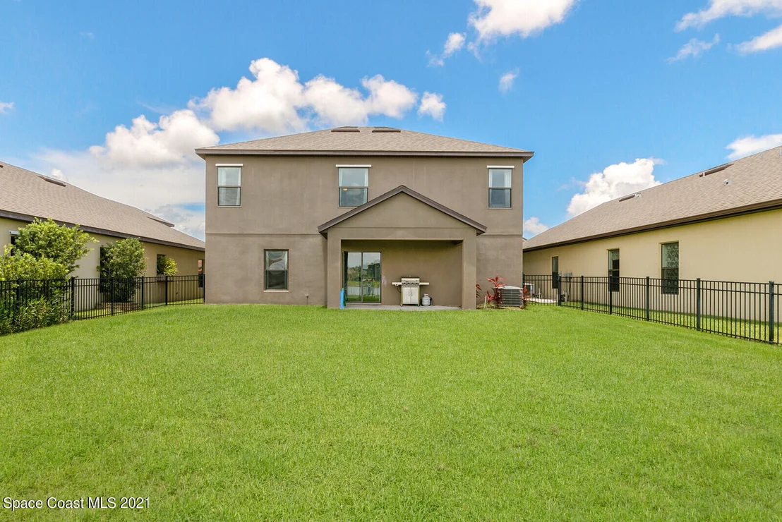 Photo of 739 Fiddleleaf Circle