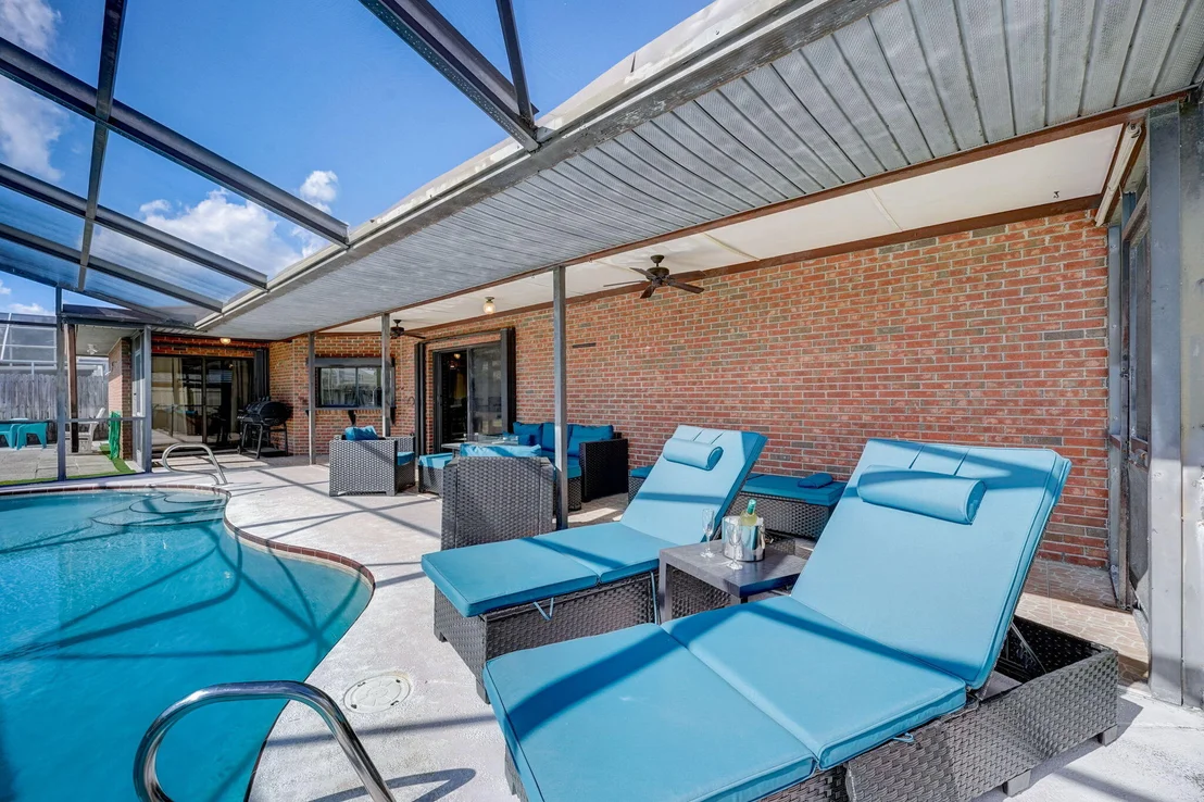 Photo of 2039 Bottlebrush Drive